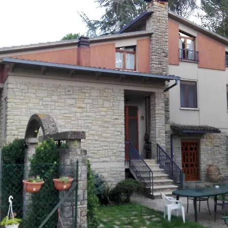Nicola Massi 아파트
